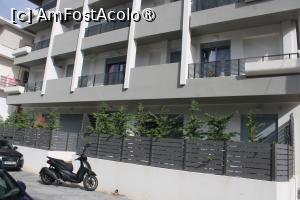 [P02] Rodos, Blocul din Strada Creta 7 văzut de pe Strada Creta » foto by mprofeanu
 - 
<span class="allrVoted glyphicon glyphicon-heart hidden" id="av1419131"></span>
<a class="m-l-10 hidden" id="sv1419131" onclick="voting_Foto_DelVot(,1419131,18075)" role="button">șterge vot <span class="glyphicon glyphicon-remove"></span></a>
<a id="v91419131" class=" c-red"  onclick="voting_Foto_SetVot(1419131)" role="button"><span class="glyphicon glyphicon-heart-empty"></span> <b>LIKE</b> = Votează poza</a> <img class="hidden"  id="f1419131W9" src="/imagini/loader.gif" border="0" /><span class="AjErrMes hidden" id="e1419131ErM"></span>