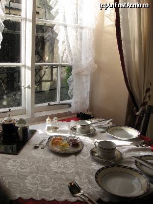 [P14] In asteptarea micului dejun.  » foto by Cucu Bau
 - 
<span class="allrVoted glyphicon glyphicon-heart hidden" id="av595412"></span>
<a class="m-l-10 hidden" id="sv595412" onclick="voting_Foto_DelVot(,595412,18078)" role="button">șterge vot <span class="glyphicon glyphicon-remove"></span></a>
<a id="v9595412" class=" c-red"  onclick="voting_Foto_SetVot(595412)" role="button"><span class="glyphicon glyphicon-heart-empty"></span> <b>LIKE</b> = Votează poza</a> <img class="hidden"  id="f595412W9" src="/imagini/loader.gif" border="0" /><span class="AjErrMes hidden" id="e595412ErM"></span>