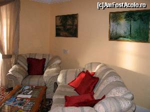 [P08] Sofa confortabila.  » foto by Cucu Bau
 - 
<span class="allrVoted glyphicon glyphicon-heart hidden" id="av595404"></span>
<a class="m-l-10 hidden" id="sv595404" onclick="voting_Foto_DelVot(,595404,18078)" role="button">șterge vot <span class="glyphicon glyphicon-remove"></span></a>
<a id="v9595404" class=" c-red"  onclick="voting_Foto_SetVot(595404)" role="button"><span class="glyphicon glyphicon-heart-empty"></span> <b>LIKE</b> = Votează poza</a> <img class="hidden"  id="f595404W9" src="/imagini/loader.gif" border="0" /><span class="AjErrMes hidden" id="e595404ErM"></span>