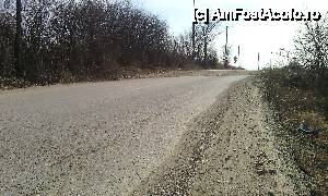 [P01] Poză făcută pe drumul Boldești - Seciu, cam pe aici: http://goo.gl/RXgMX5 - așa cum arată acum (22.02.2015). Dacă nici aia nu e denivelare... » foto by Dragoș_MD
 - 
<span class="allrVoted glyphicon glyphicon-heart hidden" id="av597991"></span>
<a class="m-l-10 hidden" id="sv597991" onclick="voting_Foto_DelVot(,597991,18097)" role="button">șterge vot <span class="glyphicon glyphicon-remove"></span></a>
<a id="v9597991" class=" c-red"  onclick="voting_Foto_SetVot(597991)" role="button"><span class="glyphicon glyphicon-heart-empty"></span> <b>LIKE</b> = Votează poza</a> <img class="hidden"  id="f597991W9" src="/imagini/loader.gif" border="0" /><span class="AjErrMes hidden" id="e597991ErM"></span>