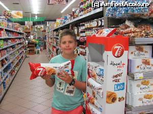 [P04] la Express-supermarket » foto by mulinita
 - 
<span class="allrVoted glyphicon glyphicon-heart hidden" id="av666693"></span>
<a class="m-l-10 hidden" id="sv666693" onclick="voting_Foto_DelVot(,666693,18105)" role="button">șterge vot <span class="glyphicon glyphicon-remove"></span></a>
<a id="v9666693" class=" c-red"  onclick="voting_Foto_SetVot(666693)" role="button"><span class="glyphicon glyphicon-heart-empty"></span> <b>LIKE</b> = Votează poza</a> <img class="hidden"  id="f666693W9" src="/imagini/loader.gif" border="0" /><span class="AjErrMes hidden" id="e666693ErM"></span>