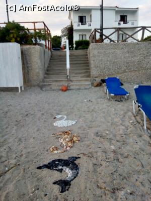 [P29] Xenios Dolphin Beach Hotel - vedere de pe plaja spre balcon » foto by silvia71
 - 
<span class="allrVoted glyphicon glyphicon-heart hidden" id="av795098"></span>
<a class="m-l-10 hidden" id="sv795098" onclick="voting_Foto_DelVot(,795098,18108)" role="button">șterge vot <span class="glyphicon glyphicon-remove"></span></a>
<a id="v9795098" class=" c-red"  onclick="voting_Foto_SetVot(795098)" role="button"><span class="glyphicon glyphicon-heart-empty"></span> <b>LIKE</b> = Votează poza</a> <img class="hidden"  id="f795098W9" src="/imagini/loader.gif" border="0" /><span class="AjErrMes hidden" id="e795098ErM"></span>