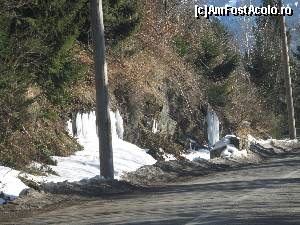 [P04] Pe drum spre Vartop- peisaj de iarna (???) cu soare » foto by luciaoradea
 - 
<span class="allrVoted glyphicon glyphicon-heart hidden" id="av599716"></span>
<a class="m-l-10 hidden" id="sv599716" onclick="voting_Foto_DelVot(,599716,18142)" role="button">șterge vot <span class="glyphicon glyphicon-remove"></span></a>
<a id="v9599716" class=" c-red"  onclick="voting_Foto_SetVot(599716)" role="button"><span class="glyphicon glyphicon-heart-empty"></span> <b>LIKE</b> = Votează poza</a> <img class="hidden"  id="f599716W9" src="/imagini/loader.gif" border="0" /><span class="AjErrMes hidden" id="e599716ErM"></span>