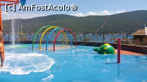 [P32] Titanic Deluxe Bodrum - Splash » foto by nicole33
 - 
<span class="allrVoted glyphicon glyphicon-heart hidden" id="av1135093"></span>
<a class="m-l-10 hidden" id="sv1135093" onclick="voting_Foto_DelVot(,1135093,18200)" role="button">șterge vot <span class="glyphicon glyphicon-remove"></span></a>
<a id="v91135093" class=" c-red"  onclick="voting_Foto_SetVot(1135093)" role="button"><span class="glyphicon glyphicon-heart-empty"></span> <b>LIKE</b> = Votează poza</a> <img class="hidden"  id="f1135093W9" src="/imagini/loader.gif" border="0" /><span class="AjErrMes hidden" id="e1135093ErM"></span>