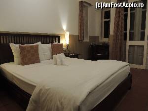 [P01] Camera de hotel, prosopul de pe pat este in forma de elefant.  » foto by boraborabora
 - 
<span class="allrVoted glyphicon glyphicon-heart hidden" id="av606973"></span>
<a class="m-l-10 hidden" id="sv606973" onclick="voting_Foto_DelVot(,606973,18211)" role="button">șterge vot <span class="glyphicon glyphicon-remove"></span></a>
<a id="v9606973" class=" c-red"  onclick="voting_Foto_SetVot(606973)" role="button"><span class="glyphicon glyphicon-heart-empty"></span> <b>LIKE</b> = Votează poza</a> <img class="hidden"  id="f606973W9" src="/imagini/loader.gif" border="0" /><span class="AjErrMes hidden" id="e606973ErM"></span>