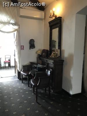 [P12] Prin interior » foto by krisstinna
 - 
<span class="allrVoted glyphicon glyphicon-heart hidden" id="av1187263"></span>
<a class="m-l-10 hidden" id="sv1187263" onclick="voting_Foto_DelVot(,1187263,18230)" role="button">șterge vot <span class="glyphicon glyphicon-remove"></span></a>
<a id="v91187263" class=" c-red"  onclick="voting_Foto_SetVot(1187263)" role="button"><span class="glyphicon glyphicon-heart-empty"></span> <b>LIKE</b> = Votează poza</a> <img class="hidden"  id="f1187263W9" src="/imagini/loader.gif" border="0" /><span class="AjErrMes hidden" id="e1187263ErM"></span>
