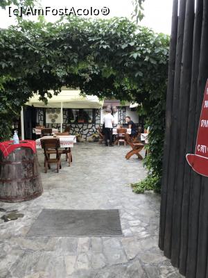 [P05] Restaurantul » foto by krisstinna
 - 
<span class="allrVoted glyphicon glyphicon-heart hidden" id="av1187256"></span>
<a class="m-l-10 hidden" id="sv1187256" onclick="voting_Foto_DelVot(,1187256,18230)" role="button">șterge vot <span class="glyphicon glyphicon-remove"></span></a>
<a id="v91187256" class=" c-red"  onclick="voting_Foto_SetVot(1187256)" role="button"><span class="glyphicon glyphicon-heart-empty"></span> <b>LIKE</b> = Votează poza</a> <img class="hidden"  id="f1187256W9" src="/imagini/loader.gif" border="0" /><span class="AjErrMes hidden" id="e1187256ErM"></span>
