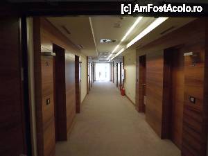 [P06] Garni Hotel Centar [Novi Sad] - holul la etajul al doilea » foto by Dragoș_MD
 - 
<span class="allrVoted glyphicon glyphicon-heart hidden" id="av611922"></span>
<a class="m-l-10 hidden" id="sv611922" onclick="voting_Foto_DelVot(,611922,18242)" role="button">șterge vot <span class="glyphicon glyphicon-remove"></span></a>
<a id="v9611922" class=" c-red"  onclick="voting_Foto_SetVot(611922)" role="button"><span class="glyphicon glyphicon-heart-empty"></span> <b>LIKE</b> = Votează poza</a> <img class="hidden"  id="f611922W9" src="/imagini/loader.gif" border="0" /><span class="AjErrMes hidden" id="e611922ErM"></span>