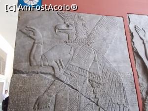 [P06] Muzeul Pergamon. Palatul Regal Nimrud. Un <i>Apkallu</i>-pasăre » foto by mihaelavoicu
 - 
<span class="allrVoted glyphicon glyphicon-heart hidden" id="av1208291"></span>
<a class="m-l-10 hidden" id="sv1208291" onclick="voting_Foto_DelVot(,1208291,18249)" role="button">șterge vot <span class="glyphicon glyphicon-remove"></span></a>
<a id="v91208291" class=" c-red"  onclick="voting_Foto_SetVot(1208291)" role="button"><span class="glyphicon glyphicon-heart-empty"></span> <b>LIKE</b> = Votează poza</a> <img class="hidden"  id="f1208291W9" src="/imagini/loader.gif" border="0" /><span class="AjErrMes hidden" id="e1208291ErM"></span>