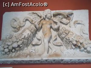 [P16] Muzeul Pergamon, Berlin. Friză cu Amor purtând o ghirlandă. 120-130 d.Hr. Proveniență necunoscută. » foto by mihaelavoicu
 - 
<span class="allrVoted glyphicon glyphicon-heart hidden" id="av1209326"></span>
<a class="m-l-10 hidden" id="sv1209326" onclick="voting_Foto_DelVot(,1209326,18249)" role="button">șterge vot <span class="glyphicon glyphicon-remove"></span></a>
<a id="v91209326" class=" c-red"  onclick="voting_Foto_SetVot(1209326)" role="button"><span class="glyphicon glyphicon-heart-empty"></span> <b>LIKE</b> = Votează poza</a> <img class="hidden"  id="f1209326W9" src="/imagini/loader.gif" border="0" /><span class="AjErrMes hidden" id="e1209326ErM"></span>