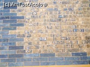 [P04] Scriere cuneiformă din timpul lui Nabucodonosr al II-lea. Aflată în Muzeul Pergamon.  » foto by mihaelavoicu
 - 
<span class="allrVoted glyphicon glyphicon-heart hidden" id="av889209"></span>
<a class="m-l-10 hidden" id="sv889209" onclick="voting_Foto_DelVot(,889209,18249)" role="button">șterge vot <span class="glyphicon glyphicon-remove"></span></a>
<a id="v9889209" class=" c-red"  onclick="voting_Foto_SetVot(889209)" role="button"><span class="glyphicon glyphicon-heart-empty"></span> <b>LIKE</b> = Votează poza</a> <img class="hidden"  id="f889209W9" src="/imagini/loader.gif" border="0" /><span class="AjErrMes hidden" id="e889209ErM"></span>