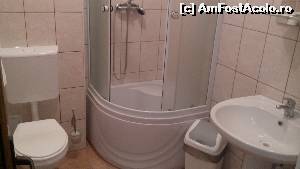 [P05] si restul de baie » foto by papone
 - 
<span class="allrVoted glyphicon glyphicon-heart hidden" id="av609126"></span>
<a class="m-l-10 hidden" id="sv609126" onclick="voting_Foto_DelVot(,609126,18252)" role="button">șterge vot <span class="glyphicon glyphicon-remove"></span></a>
<a id="v9609126" class=" c-red"  onclick="voting_Foto_SetVot(609126)" role="button"><span class="glyphicon glyphicon-heart-empty"></span> <b>LIKE</b> = Votează poza</a> <img class="hidden"  id="f609126W9" src="/imagini/loader.gif" border="0" /><span class="AjErrMes hidden" id="e609126ErM"></span>
