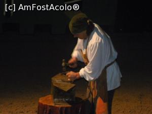 [P09] Mester potcovar la lucru » foto by iulian68
 - 
<span class="allrVoted glyphicon glyphicon-heart hidden" id="av955517"></span>
<a class="m-l-10 hidden" id="sv955517" onclick="voting_Foto_DelVot(,955517,18253)" role="button">șterge vot <span class="glyphicon glyphicon-remove"></span></a>
<a id="v9955517" class=" c-red"  onclick="voting_Foto_SetVot(955517)" role="button"><span class="glyphicon glyphicon-heart-empty"></span> <b>LIKE</b> = Votează poza</a> <img class="hidden"  id="f955517W9" src="/imagini/loader.gif" border="0" /><span class="AjErrMes hidden" id="e955517ErM"></span>