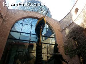[P26] Muzeul Dali-Cupola transparentă » foto by Mika
 - 
<span class="allrVoted glyphicon glyphicon-heart hidden" id="av740685"></span>
<a class="m-l-10 hidden" id="sv740685" onclick="voting_Foto_DelVot(,740685,18253)" role="button">șterge vot <span class="glyphicon glyphicon-remove"></span></a>
<a id="v9740685" class=" c-red"  onclick="voting_Foto_SetVot(740685)" role="button"><span class="glyphicon glyphicon-heart-empty"></span> <b>LIKE</b> = Votează poza</a> <img class="hidden"  id="f740685W9" src="/imagini/loader.gif" border="0" /><span class="AjErrMes hidden" id="e740685ErM"></span>