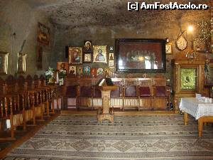 [P06] În interior se observă îmbinarea fericită dintre credință și piatră.  » foto by Floryn81
 - 
<span class="allrVoted glyphicon glyphicon-heart hidden" id="av536762"></span>
<a class="m-l-10 hidden" id="sv536762" onclick="voting_Foto_DelVot(,536762,18265)" role="button">șterge vot <span class="glyphicon glyphicon-remove"></span></a>
<a id="v9536762" class=" c-red"  onclick="voting_Foto_SetVot(536762)" role="button"><span class="glyphicon glyphicon-heart-empty"></span> <b>LIKE</b> = Votează poza</a> <img class="hidden"  id="f536762W9" src="/imagini/loader.gif" border="0" /><span class="AjErrMes hidden" id="e536762ErM"></span>