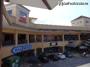 [P39] la etaj, mai multe restaurante servesc diverse tipuri de mancaruri, cu autoservire, preturi in functie de cate feluri de mancare servesti intre 4-6 $. Aici veneam cand vroiam sa mai mananc si o supa » foto by grecudoina
 - 
<span class="allrVoted glyphicon glyphicon-heart hidden" id="av609838"></span>
<a class="m-l-10 hidden" id="sv609838" onclick="voting_Foto_DelVot(,609838,18270)" role="button">șterge vot <span class="glyphicon glyphicon-remove"></span></a>
<a id="v9609838" class=" c-red"  onclick="voting_Foto_SetVot(609838)" role="button"><span class="glyphicon glyphicon-heart-empty"></span> <b>LIKE</b> = Votează poza</a> <img class="hidden"  id="f609838W9" src="/imagini/loader.gif" border="0" /><span class="AjErrMes hidden" id="e609838ErM"></span>