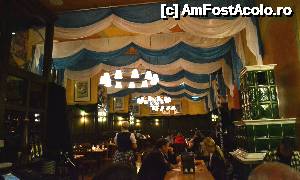 [P06] Interior restaurant Maximilians. Avea certificat de excelenta de la TripAdvisor pe usa de la intrare. Ca si Asador » foto by MCM
 - 
<span class="allrVoted glyphicon glyphicon-heart hidden" id="av479063"></span>
<a class="m-l-10 hidden" id="sv479063" onclick="voting_Foto_DelVot(,479063,18297)" role="button">șterge vot <span class="glyphicon glyphicon-remove"></span></a>
<a id="v9479063" class=" c-red"  onclick="voting_Foto_SetVot(479063)" role="button"><span class="glyphicon glyphicon-heart-empty"></span> <b>LIKE</b> = Votează poza</a> <img class="hidden"  id="f479063W9" src="/imagini/loader.gif" border="0" /><span class="AjErrMes hidden" id="e479063ErM"></span>