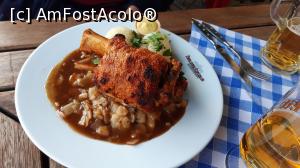 [P14] Die Berliner Republik - genunchi de porc la cuptor în sos de bere neagră » foto by Carmen Ion
 - 
<span class="allrVoted glyphicon glyphicon-heart hidden" id="av1283294"></span>
<a class="m-l-10 hidden" id="sv1283294" onclick="voting_Foto_DelVot(,1283294,18297)" role="button">șterge vot <span class="glyphicon glyphicon-remove"></span></a>
<a id="v91283294" class=" c-red"  onclick="voting_Foto_SetVot(1283294)" role="button"><span class="glyphicon glyphicon-heart-empty"></span> <b>LIKE</b> = Votează poza</a> <img class="hidden"  id="f1283294W9" src="/imagini/loader.gif" border="0" /><span class="AjErrMes hidden" id="e1283294ErM"></span>