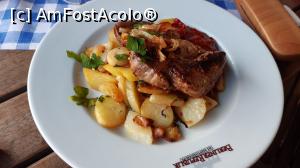 [P15] Die Berliner Republik - tocana de gât de potc » foto by Carmen Ion
 - 
<span class="allrVoted glyphicon glyphicon-heart hidden" id="av1283295"></span>
<a class="m-l-10 hidden" id="sv1283295" onclick="voting_Foto_DelVot(,1283295,18297)" role="button">șterge vot <span class="glyphicon glyphicon-remove"></span></a>
<a id="v91283295" class=" c-red"  onclick="voting_Foto_SetVot(1283295)" role="button"><span class="glyphicon glyphicon-heart-empty"></span> <b>LIKE</b> = Votează poza</a> <img class="hidden"  id="f1283295W9" src="/imagini/loader.gif" border="0" /><span class="AjErrMes hidden" id="e1283295ErM"></span>