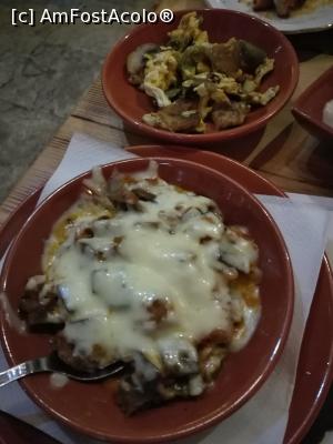 [P27] Vinete cu iaurt și un fel de omletă cu ciuperci » foto by crismis
 - 
<span class="allrVoted glyphicon glyphicon-heart hidden" id="av829937"></span>
<a class="m-l-10 hidden" id="sv829937" onclick="voting_Foto_DelVot(,829937,18341)" role="button">șterge vot <span class="glyphicon glyphicon-remove"></span></a>
<a id="v9829937" class=" c-red"  onclick="voting_Foto_SetVot(829937)" role="button"><span class="glyphicon glyphicon-heart-empty"></span> <b>LIKE</b> = Votează poza</a> <img class="hidden"  id="f829937W9" src="/imagini/loader.gif" border="0" /><span class="AjErrMes hidden" id="e829937ErM"></span>