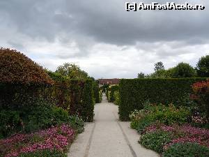 [P16] La Muzeul Impresionismului din Giverny » foto by joana_ro
 - 
<span class="allrVoted glyphicon glyphicon-heart hidden" id="av613495"></span>
<a class="m-l-10 hidden" id="sv613495" onclick="voting_Foto_DelVot(,613495,18350)" role="button">șterge vot <span class="glyphicon glyphicon-remove"></span></a>
<a id="v9613495" class=" c-red"  onclick="voting_Foto_SetVot(613495)" role="button"><span class="glyphicon glyphicon-heart-empty"></span> <b>LIKE</b> = Votează poza</a> <img class="hidden"  id="f613495W9" src="/imagini/loader.gif" border="0" /><span class="AjErrMes hidden" id="e613495ErM"></span>