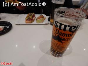 [P49] Asta e berea de 8 €, pe care am băut-o la Mercado de San Miguel. Noroc!  » foto by Costi
 - 
<span class="allrVoted glyphicon glyphicon-heart hidden" id="av1062905"></span>
<a class="m-l-10 hidden" id="sv1062905" onclick="voting_Foto_DelVot(,1062905,18385)" role="button">șterge vot <span class="glyphicon glyphicon-remove"></span></a>
<a id="v91062905" class=" c-red"  onclick="voting_Foto_SetVot(1062905)" role="button"><span class="glyphicon glyphicon-heart-empty"></span> <b>LIKE</b> = Votează poza</a> <img class="hidden"  id="f1062905W9" src="/imagini/loader.gif" border="0" /><span class="AjErrMes hidden" id="e1062905ErM"></span>