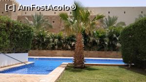 [P14] vedere cu piscina ziua » foto by elenaadina
 - 
<span class="allrVoted glyphicon glyphicon-heart hidden" id="av1223642"></span>
<a class="m-l-10 hidden" id="sv1223642" onclick="voting_Foto_DelVot(,1223642,18389)" role="button">șterge vot <span class="glyphicon glyphicon-remove"></span></a>
<a id="v91223642" class=" c-red"  onclick="voting_Foto_SetVot(1223642)" role="button"><span class="glyphicon glyphicon-heart-empty"></span> <b>LIKE</b> = Votează poza</a> <img class="hidden"  id="f1223642W9" src="/imagini/loader.gif" border="0" /><span class="AjErrMes hidden" id="e1223642ErM"></span>