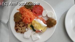 [P19] ou benedict la micul dejun la Pavilion » foto by elenaadina
 - 
<span class="allrVoted glyphicon glyphicon-heart hidden" id="av1223647"></span>
<a class="m-l-10 hidden" id="sv1223647" onclick="voting_Foto_DelVot(,1223647,18389)" role="button">șterge vot <span class="glyphicon glyphicon-remove"></span></a>
<a id="v91223647" class=" c-red"  onclick="voting_Foto_SetVot(1223647)" role="button"><span class="glyphicon glyphicon-heart-empty"></span> <b>LIKE</b> = Votează poza</a> <img class="hidden"  id="f1223647W9" src="/imagini/loader.gif" border="0" /><span class="AjErrMes hidden" id="e1223647ErM"></span>