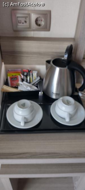 [P12] Fierbator pentru cafea/ceai » foto by michaela_1961
 - 
<span class="allrVoted glyphicon glyphicon-heart hidden" id="av1323595"></span>
<a class="m-l-10 hidden" id="sv1323595" onclick="voting_Foto_DelVot(,1323595,18395)" role="button">șterge vot <span class="glyphicon glyphicon-remove"></span></a>
<a id="v91323595" class=" c-red"  onclick="voting_Foto_SetVot(1323595)" role="button"><span class="glyphicon glyphicon-heart-empty"></span> <b>LIKE</b> = Votează poza</a> <img class="hidden"  id="f1323595W9" src="/imagini/loader.gif" border="0" /><span class="AjErrMes hidden" id="e1323595ErM"></span>