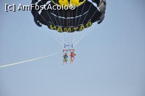 [P13] Parasailing » foto by mariana07
 - 
<span class="allrVoted glyphicon glyphicon-heart hidden" id="av1106176"></span>
<a class="m-l-10 hidden" id="sv1106176" onclick="voting_Foto_DelVot(,1106176,18395)" role="button">șterge vot <span class="glyphicon glyphicon-remove"></span></a>
<a id="v91106176" class=" c-red"  onclick="voting_Foto_SetVot(1106176)" role="button"><span class="glyphicon glyphicon-heart-empty"></span> <b>LIKE</b> = Votează poza</a> <img class="hidden"  id="f1106176W9" src="/imagini/loader.gif" border="0" /><span class="AjErrMes hidden" id="e1106176ErM"></span>