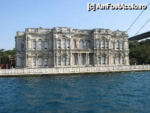 [P16] Palatul Beylerbeyi » foto by vlado2
 - 
<span class="allrVoted glyphicon glyphicon-heart hidden" id="av455007"></span>
<a class="m-l-10 hidden" id="sv455007" onclick="voting_Foto_DelVot(,455007,18396)" role="button">șterge vot <span class="glyphicon glyphicon-remove"></span></a>
<a id="v9455007" class=" c-red"  onclick="voting_Foto_SetVot(455007)" role="button"><span class="glyphicon glyphicon-heart-empty"></span> <b>LIKE</b> = Votează poza</a> <img class="hidden"  id="f455007W9" src="/imagini/loader.gif" border="0" /><span class="AjErrMes hidden" id="e455007ErM"></span>