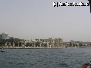[P08] Palatul Dolmabahce » foto by Michi
 - 
<span class="allrVoted glyphicon glyphicon-heart hidden" id="av436144"></span>
<a class="m-l-10 hidden" id="sv436144" onclick="voting_Foto_DelVot(,436144,18396)" role="button">șterge vot <span class="glyphicon glyphicon-remove"></span></a>
<a id="v9436144" class=" c-red"  onclick="voting_Foto_SetVot(436144)" role="button"><span class="glyphicon glyphicon-heart-empty"></span> <b>LIKE</b> = Votează poza</a> <img class="hidden"  id="f436144W9" src="/imagini/loader.gif" border="0" /><span class="AjErrMes hidden" id="e436144ErM"></span>