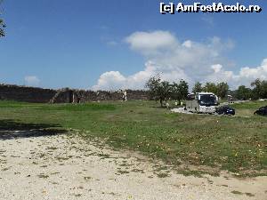 [P35] Arapoporta pe langa care trece si soseaua principala » foto by irinad
 - 
<span class="allrVoted glyphicon glyphicon-heart hidden" id="av593161"></span>
<a class="m-l-10 hidden" id="sv593161" onclick="voting_Foto_DelVot(,593161,18402)" role="button">șterge vot <span class="glyphicon glyphicon-remove"></span></a>
<a id="v9593161" class=" c-red"  onclick="voting_Foto_SetVot(593161)" role="button"><span class="glyphicon glyphicon-heart-empty"></span> <b>LIKE</b> = Votează poza</a> <img class="hidden"  id="f593161W9" src="/imagini/loader.gif" border="0" /><span class="AjErrMes hidden" id="e593161ErM"></span>