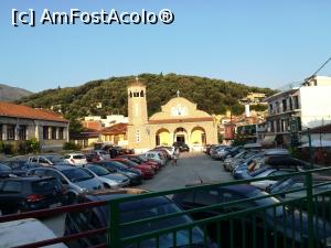 [P08] Parcarea din curtea scolii/bisericii - Parga » foto by LMSA
 - 
<span class="allrVoted glyphicon glyphicon-heart hidden" id="av1001044"></span>
<a class="m-l-10 hidden" id="sv1001044" onclick="voting_Foto_DelVot(,1001044,18403)" role="button">șterge vot <span class="glyphicon glyphicon-remove"></span></a>
<a id="v91001044" class=" c-red"  onclick="voting_Foto_SetVot(1001044)" role="button"><span class="glyphicon glyphicon-heart-empty"></span> <b>LIKE</b> = Votează poza</a> <img class="hidden"  id="f1001044W9" src="/imagini/loader.gif" border="0" /><span class="AjErrMes hidden" id="e1001044ErM"></span>