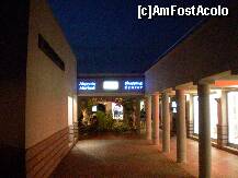 [P10] Turgutreis - prin mall-ul D-Marin din fata portului. » foto by presario
 - 
<span class="allrVoted glyphicon glyphicon-heart hidden" id="av139760"></span>
<a class="m-l-10 hidden" id="sv139760" onclick="voting_Foto_DelVot(,139760,18406)" role="button">șterge vot <span class="glyphicon glyphicon-remove"></span></a>
<a id="v9139760" class=" c-red"  onclick="voting_Foto_SetVot(139760)" role="button"><span class="glyphicon glyphicon-heart-empty"></span> <b>LIKE</b> = Votează poza</a> <img class="hidden"  id="f139760W9" src="/imagini/loader.gif" border="0" /><span class="AjErrMes hidden" id="e139760ErM"></span>