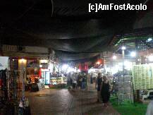 [P15] Turgutreis - bazarul din centru. » foto by presario
 - 
<span class="allrVoted glyphicon glyphicon-heart hidden" id="av139765"></span>
<a class="m-l-10 hidden" id="sv139765" onclick="voting_Foto_DelVot(,139765,18406)" role="button">șterge vot <span class="glyphicon glyphicon-remove"></span></a>
<a id="v9139765" class=" c-red"  onclick="voting_Foto_SetVot(139765)" role="button"><span class="glyphicon glyphicon-heart-empty"></span> <b>LIKE</b> = Votează poza</a> <img class="hidden"  id="f139765W9" src="/imagini/loader.gif" border="0" /><span class="AjErrMes hidden" id="e139765ErM"></span>