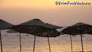 [P07] Apus de soare in Turgutreise...  » foto by kelyboy
 - 
<span class="allrVoted glyphicon glyphicon-heart hidden" id="av584789"></span>
<a class="m-l-10 hidden" id="sv584789" onclick="voting_Foto_DelVot(,584789,18406)" role="button">șterge vot <span class="glyphicon glyphicon-remove"></span></a>
<a id="v9584789" class=" c-red"  onclick="voting_Foto_SetVot(584789)" role="button"><span class="glyphicon glyphicon-heart-empty"></span> <b>LIKE</b> = Votează poza</a> <img class="hidden"  id="f584789W9" src="/imagini/loader.gif" border="0" /><span class="AjErrMes hidden" id="e584789ErM"></span>