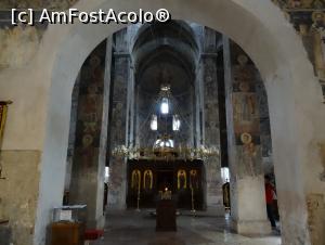 [P13] Mănăstirea Novo Hopovo - imagine din pronaosul Bisericii Sfântul Nicoale » foto by mariana.olaru
 - 
<span class="allrVoted glyphicon glyphicon-heart hidden" id="av848084"></span>
<a class="m-l-10 hidden" id="sv848084" onclick="voting_Foto_DelVot(,848084,18407)" role="button">șterge vot <span class="glyphicon glyphicon-remove"></span></a>
<a id="v9848084" class=" c-red"  onclick="voting_Foto_SetVot(848084)" role="button"><span class="glyphicon glyphicon-heart-empty"></span> <b>LIKE</b> = Votează poza</a> <img class="hidden"  id="f848084W9" src="/imagini/loader.gif" border="0" /><span class="AjErrMes hidden" id="e848084ErM"></span>