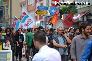 [P26] Protestari pe una din stradutele laturalnice. Kadıkoy.  » foto by TraianS
 - 
<span class="allrVoted glyphicon glyphicon-heart hidden" id="av514511"></span>
<a class="m-l-10 hidden" id="sv514511" onclick="voting_Foto_DelVot(,514511,18417)" role="button">șterge vot <span class="glyphicon glyphicon-remove"></span></a>
<a id="v9514511" class=" c-red"  onclick="voting_Foto_SetVot(514511)" role="button"><span class="glyphicon glyphicon-heart-empty"></span> <b>LIKE</b> = Votează poza</a> <img class="hidden"  id="f514511W9" src="/imagini/loader.gif" border="0" /><span class="AjErrMes hidden" id="e514511ErM"></span>