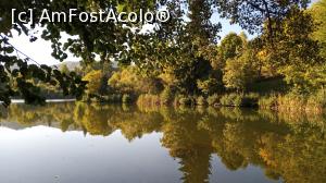 [P53] Lacul Învârtita, Nucșoara. » foto by Aurici
 - 
<span class="allrVoted glyphicon glyphicon-heart hidden" id="av1287374"></span>
<a class="m-l-10 hidden" id="sv1287374" onclick="voting_Foto_DelVot(,1287374,18441)" role="button">șterge vot <span class="glyphicon glyphicon-remove"></span></a>
<a id="v91287374" class=" c-red"  onclick="voting_Foto_SetVot(1287374)" role="button"><span class="glyphicon glyphicon-heart-empty"></span> <b>LIKE</b> = Votează poza</a> <img class="hidden"  id="f1287374W9" src="/imagini/loader.gif" border="0" /><span class="AjErrMes hidden" id="e1287374ErM"></span>