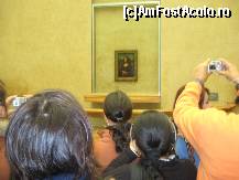 [P07] Trebuie sa ai un 'zoom' foarte bun ca s-o vezi pe Mona Lisa » foto by dorgo
 - 
<span class="allrVoted glyphicon glyphicon-heart hidden" id="av191002"></span>
<a class="m-l-10 hidden" id="sv191002" onclick="voting_Foto_DelVot(,191002,18451)" role="button">șterge vot <span class="glyphicon glyphicon-remove"></span></a>
<a id="v9191002" class=" c-red"  onclick="voting_Foto_SetVot(191002)" role="button"><span class="glyphicon glyphicon-heart-empty"></span> <b>LIKE</b> = Votează poza</a> <img class="hidden"  id="f191002W9" src="/imagini/loader.gif" border="0" /><span class="AjErrMes hidden" id="e191002ErM"></span>