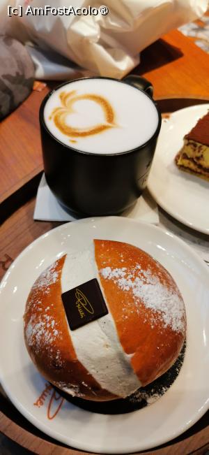 [P41] Starbucks Reserve Roastery » foto by ⭐ValentinB_88⭐
 - 
<span class="allrVoted glyphicon glyphicon-heart hidden" id="av1427740"></span>
<a class="m-l-10 hidden" id="sv1427740" onclick="voting_Foto_DelVot(,1427740,18462)" role="button">șterge vot <span class="glyphicon glyphicon-remove"></span></a>
<a id="v91427740" class=" c-red"  onclick="voting_Foto_SetVot(1427740)" role="button"><span class="glyphicon glyphicon-heart-empty"></span> <b>LIKE</b> = Votează poza</a> <img class="hidden"  id="f1427740W9" src="/imagini/loader.gif" border="0" /><span class="AjErrMes hidden" id="e1427740ErM"></span>