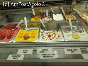 [P20] Sortimente de gelato. » foto by tata123 🔱
 - 
<span class="allrVoted glyphicon glyphicon-heart hidden" id="av1420556"></span>
<a class="m-l-10 hidden" id="sv1420556" onclick="voting_Foto_DelVot(,1420556,18462)" role="button">șterge vot <span class="glyphicon glyphicon-remove"></span></a>
<a id="v91420556" class=" c-red"  onclick="voting_Foto_SetVot(1420556)" role="button"><span class="glyphicon glyphicon-heart-empty"></span> <b>LIKE</b> = Votează poza</a> <img class="hidden"  id="f1420556W9" src="/imagini/loader.gif" border="0" /><span class="AjErrMes hidden" id="e1420556ErM"></span>