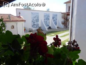 [P12] Vedere de la etajul muzeului către tripticul litografic - Mănăstirea Comana.  » foto by tata123 🔱
 - 
<span class="allrVoted glyphicon glyphicon-heart hidden" id="av1019291"></span>
<a class="m-l-10 hidden" id="sv1019291" onclick="voting_Foto_DelVot(,1019291,18496)" role="button">șterge vot <span class="glyphicon glyphicon-remove"></span></a>
<a id="v91019291" class=" c-red"  onclick="voting_Foto_SetVot(1019291)" role="button"><span class="glyphicon glyphicon-heart-empty"></span> <b>LIKE</b> = Votează poza</a> <img class="hidden"  id="f1019291W9" src="/imagini/loader.gif" border="0" /><span class="AjErrMes hidden" id="e1019291ErM"></span>