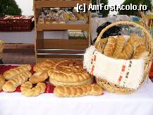 [P09] Festivalul carnatilor de Plescoi - diverse sortimente de colaci si paine » foto by ascent
 - 
<span class="allrVoted glyphicon glyphicon-heart hidden" id="av143853"></span>
<a class="m-l-10 hidden" id="sv143853" onclick="voting_Foto_DelVot(,143853,18497)" role="button">șterge vot <span class="glyphicon glyphicon-remove"></span></a>
<a id="v9143853" class=" c-red"  onclick="voting_Foto_SetVot(143853)" role="button"><span class="glyphicon glyphicon-heart-empty"></span> <b>LIKE</b> = Votează poza</a> <img class="hidden"  id="f143853W9" src="/imagini/loader.gif" border="0" /><span class="AjErrMes hidden" id="e143853ErM"></span>
