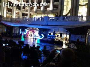 [P18] spectacol cu lasere, langa pool bar » foto by docsimo
 - 
<span class="allrVoted glyphicon glyphicon-heart hidden" id="av860311"></span>
<a class="m-l-10 hidden" id="sv860311" onclick="voting_Foto_DelVot(,860311,18500)" role="button">șterge vot <span class="glyphicon glyphicon-remove"></span></a>
<a id="v9860311" class=" c-red"  onclick="voting_Foto_SetVot(860311)" role="button"><span class="glyphicon glyphicon-heart-empty"></span> <b>LIKE</b> = Votează poza</a> <img class="hidden"  id="f860311W9" src="/imagini/loader.gif" border="0" /><span class="AjErrMes hidden" id="e860311ErM"></span>