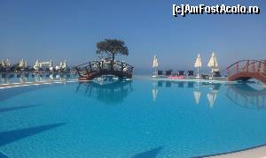 [P03] piscina » foto by cayus
 - 
<span class="allrVoted glyphicon glyphicon-heart hidden" id="av641454"></span>
<a class="m-l-10 hidden" id="sv641454" onclick="voting_Foto_DelVot(,641454,18500)" role="button">șterge vot <span class="glyphicon glyphicon-remove"></span></a>
<a id="v9641454" class=" c-red"  onclick="voting_Foto_SetVot(641454)" role="button"><span class="glyphicon glyphicon-heart-empty"></span> <b>LIKE</b> = Votează poza</a> <img class="hidden"  id="f641454W9" src="/imagini/loader.gif" border="0" /><span class="AjErrMes hidden" id="e641454ErM"></span>