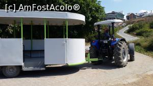 [P11] tractorul care făcea transportul la și de la plajă » foto by geosler
 - 
<span class="allrVoted glyphicon glyphicon-heart hidden" id="av797005"></span>
<a class="m-l-10 hidden" id="sv797005" onclick="voting_Foto_DelVot(,797005,18500)" role="button">șterge vot <span class="glyphicon glyphicon-remove"></span></a>
<a id="v9797005" class=" c-red"  onclick="voting_Foto_SetVot(797005)" role="button"><span class="glyphicon glyphicon-heart-empty"></span> <b>LIKE</b> = Votează poza</a> <img class="hidden"  id="f797005W9" src="/imagini/loader.gif" border="0" /><span class="AjErrMes hidden" id="e797005ErM"></span>