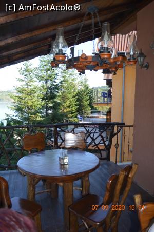 [P03] Terasa exterioara a restaurantului » foto by fregata
 - 
<span class="allrVoted glyphicon glyphicon-heart hidden" id="av1187588"></span>
<a class="m-l-10 hidden" id="sv1187588" onclick="voting_Foto_DelVot(,1187588,18505)" role="button">șterge vot <span class="glyphicon glyphicon-remove"></span></a>
<a id="v91187588" class=" c-red"  onclick="voting_Foto_SetVot(1187588)" role="button"><span class="glyphicon glyphicon-heart-empty"></span> <b>LIKE</b> = Votează poza</a> <img class="hidden"  id="f1187588W9" src="/imagini/loader.gif" border="0" /><span class="AjErrMes hidden" id="e1187588ErM"></span>