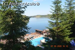 [P07] Piscina si lacul » foto by fregata
 - 
<span class="allrVoted glyphicon glyphicon-heart hidden" id="av1187592"></span>
<a class="m-l-10 hidden" id="sv1187592" onclick="voting_Foto_DelVot(,1187592,18505)" role="button">șterge vot <span class="glyphicon glyphicon-remove"></span></a>
<a id="v91187592" class=" c-red"  onclick="voting_Foto_SetVot(1187592)" role="button"><span class="glyphicon glyphicon-heart-empty"></span> <b>LIKE</b> = Votează poza</a> <img class="hidden"  id="f1187592W9" src="/imagini/loader.gif" border="0" /><span class="AjErrMes hidden" id="e1187592ErM"></span>